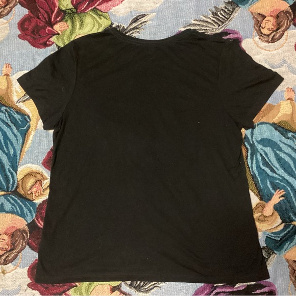 ST PATRICKS DAY WOMENS LOVE SHIRT. - Picture 2 of 3